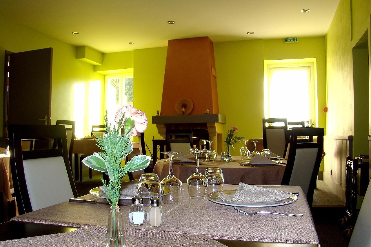 Le 120 - Groupe Logis Hotels - Ex Auberge La Terrasse La Chataigneraie  Ngoại thất bức ảnh